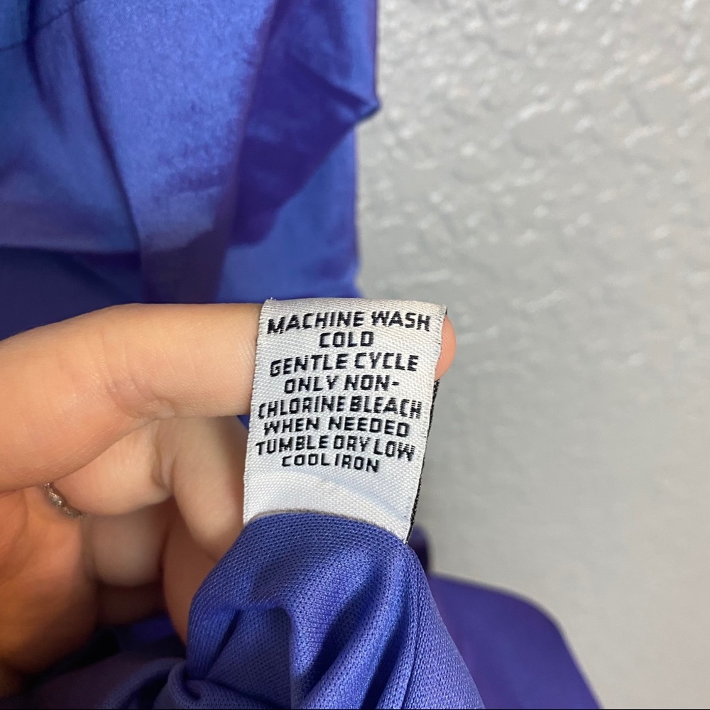 VINTAGE SIGNATURE RUFFLE CAP SLEEVE DRESS {8} - Picture 8 of 8